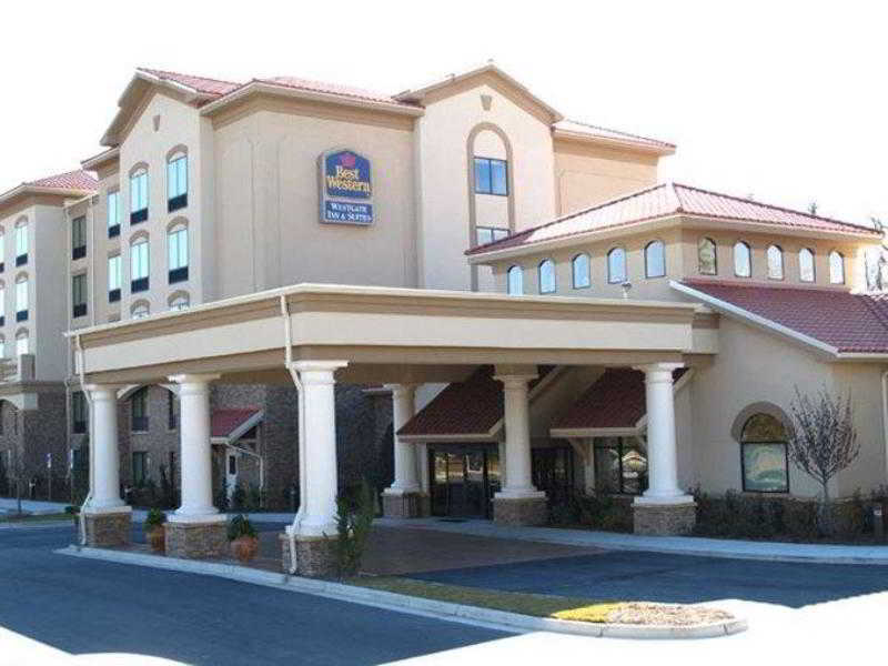 Best Western Plus Westgate Inn And Suites Leland Exterior foto