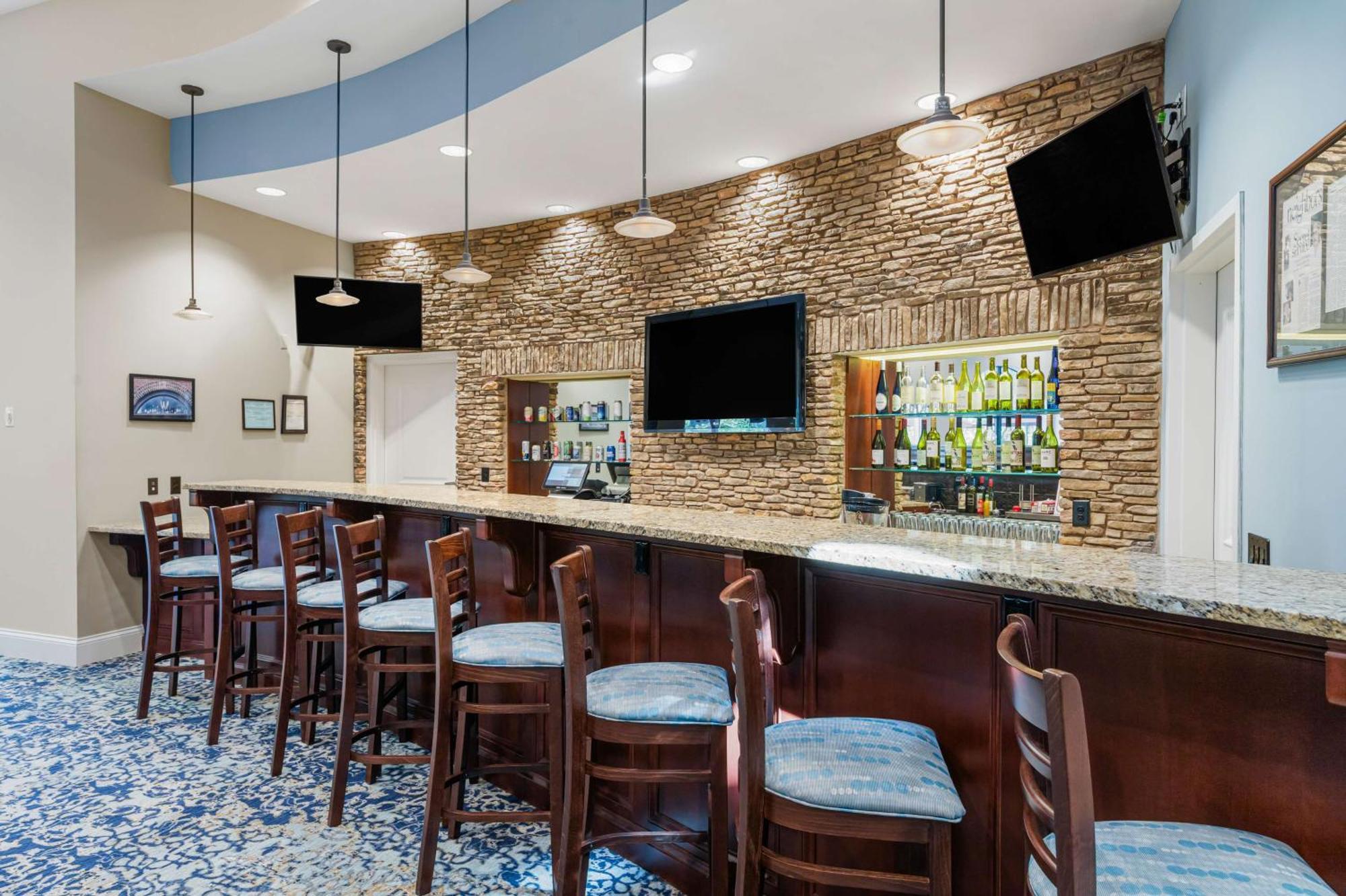 Best Western Plus Westgate Inn And Suites Leland Exterior foto